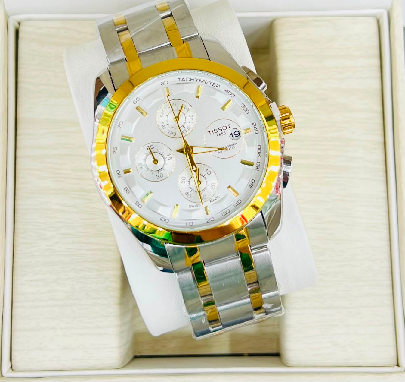Tissot Luxury Men’s Stainless Steel Chronograph Quartz Watch - Image 4